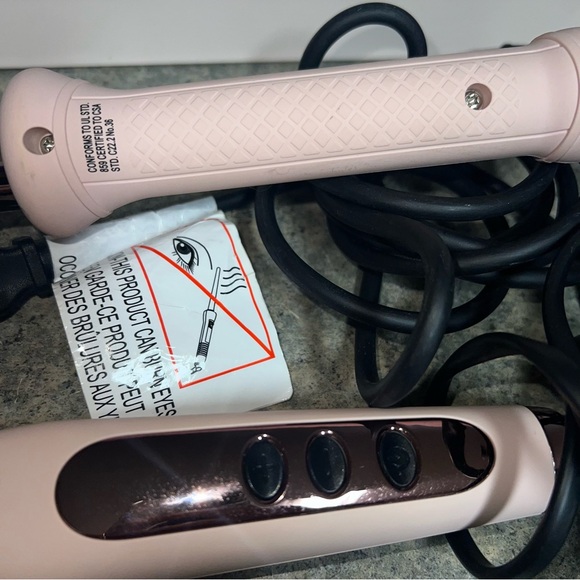 LANGE LOT OF TWO HAIR TOOLS BURSH IRON AND WAVE IRON GUC - Picture 2 of 7